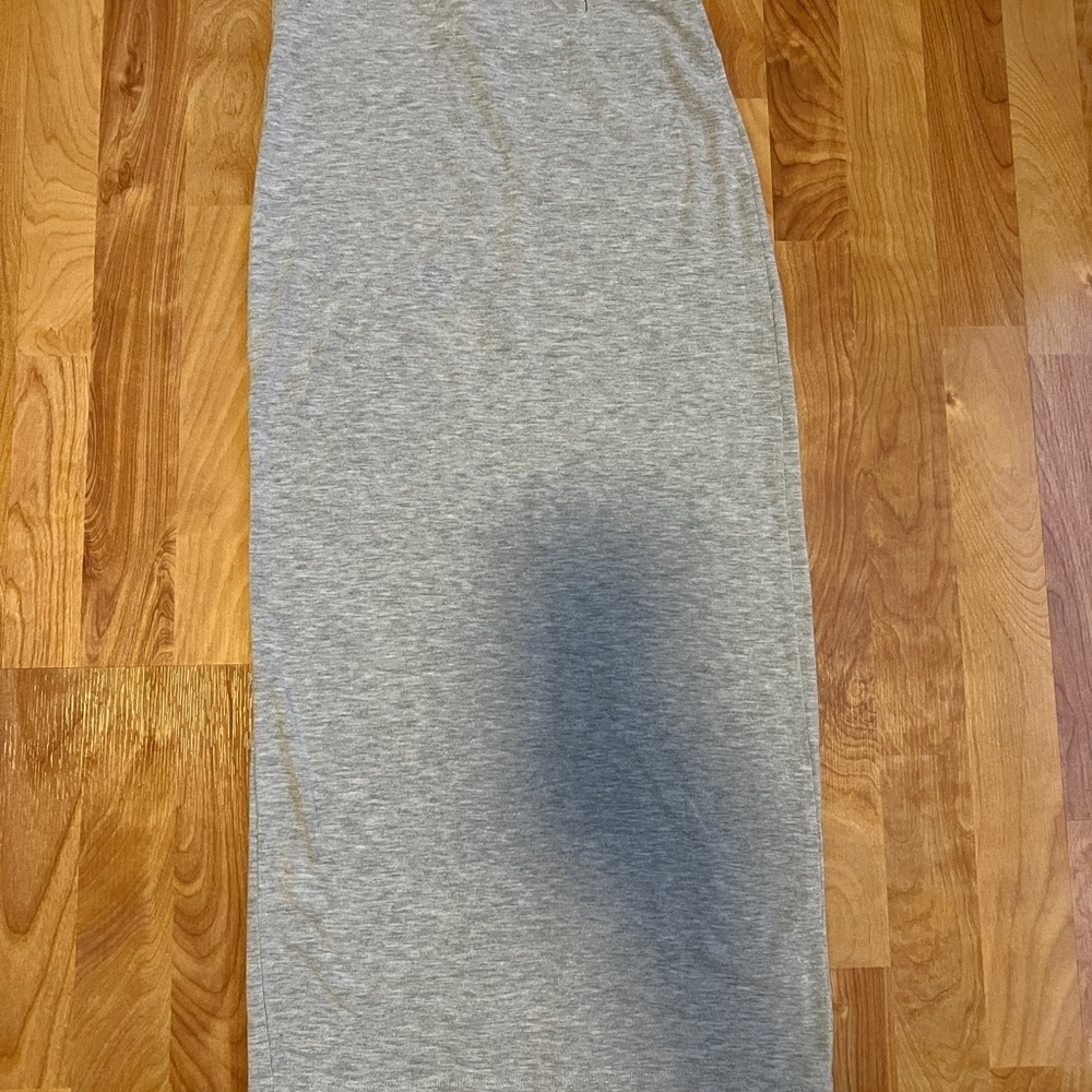Aritzia Wilfred Free Light Gray Maxi Knit Pencil Skirt sz Medium